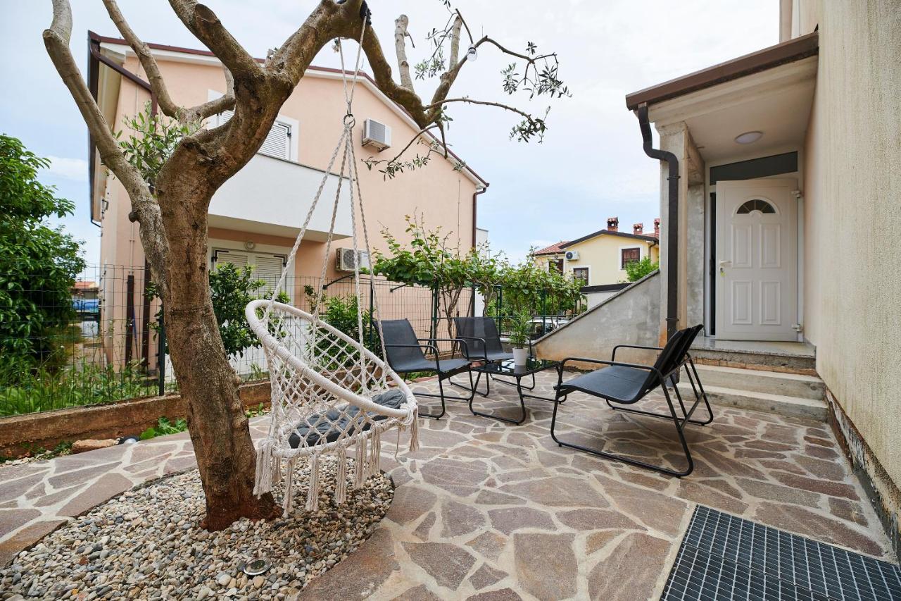 Villa Dvori Basanija Exterior photo